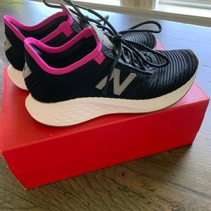 size 8 women's tennis shoes
